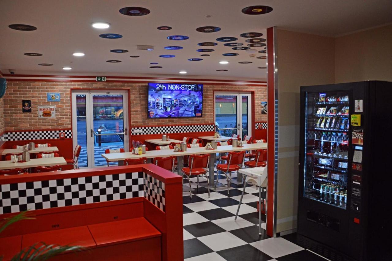 Jukebox Hotel Znojmo Dış mekan fotoğraf